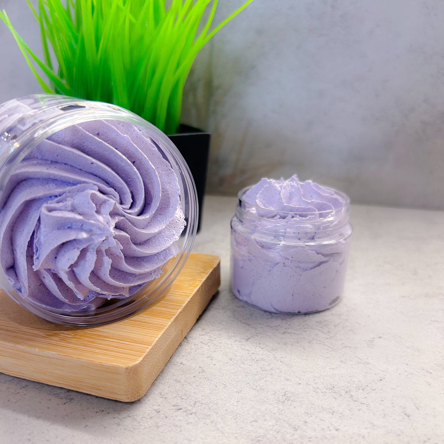 💜 Savon Fouetté Inspiration Alien – Grand pot de 150 ml